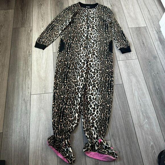 NICK & NORA Small Leopard Animal Print Cat Footed One Piece Pajamas Cozy Warm PJ - Picture 2 of 9